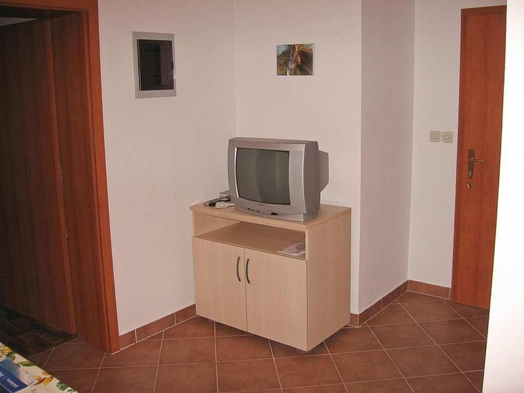 Apartments Krusvina Lun  Pokoj fotografie